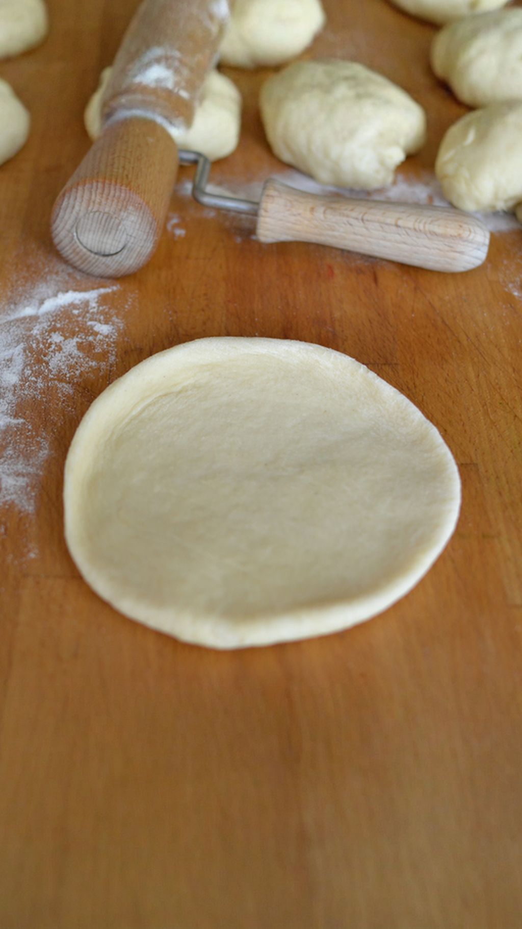 Shaping the discs with raised edges