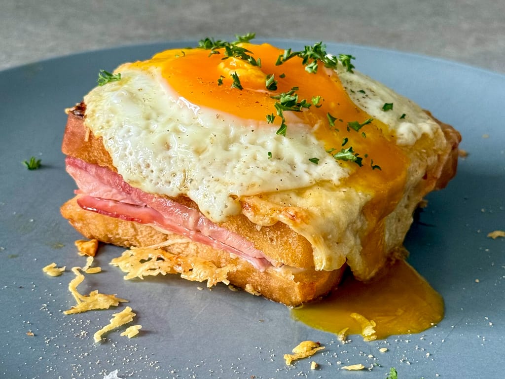 Croque Madame: Baked Ham, Cheese and Egg Toast