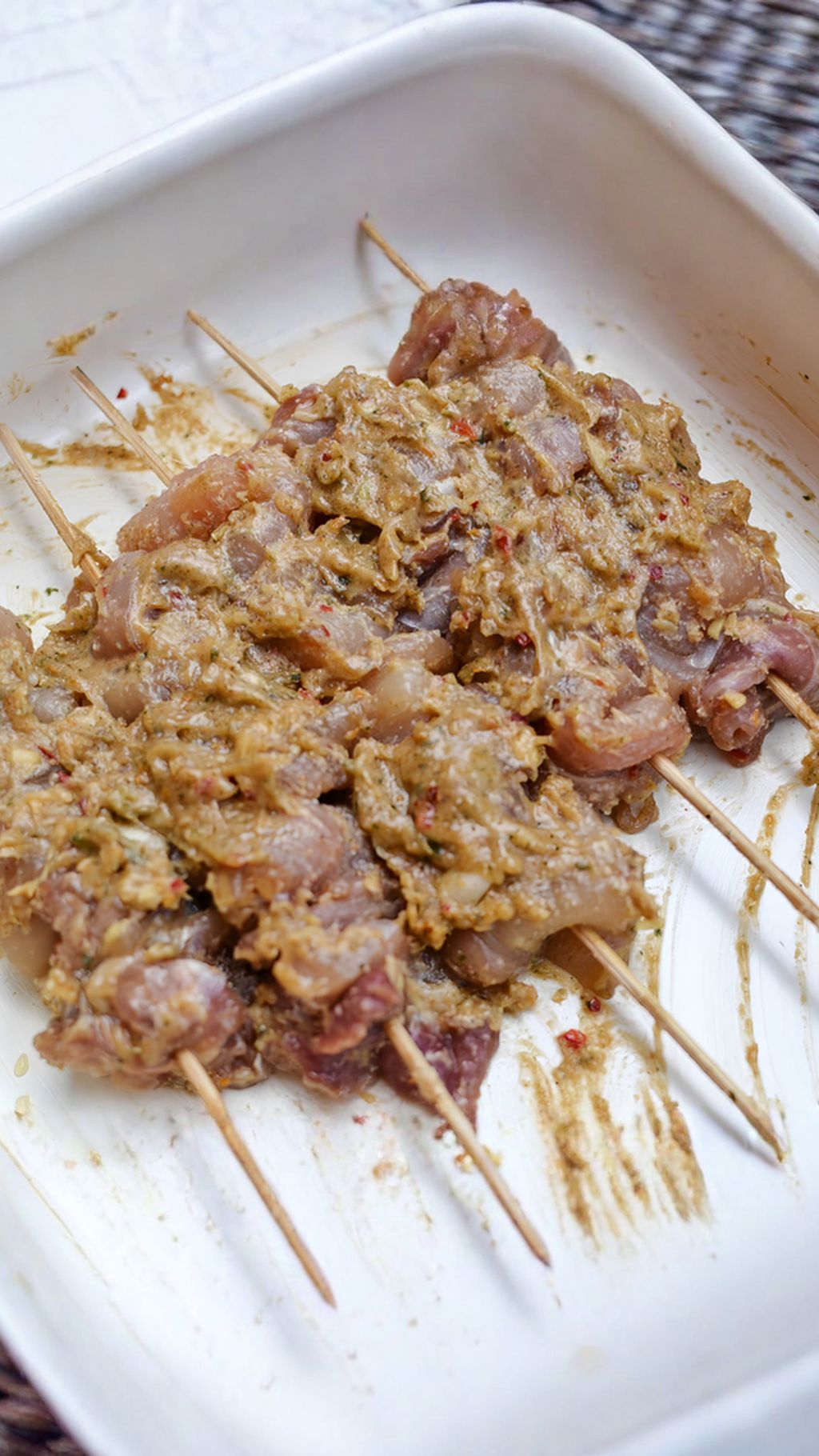 Špejle namočte do vody