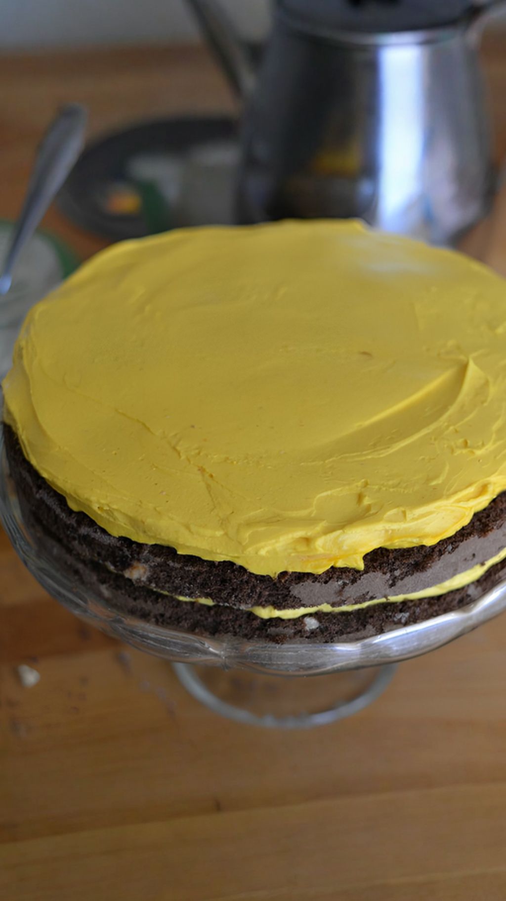 Layering the cake