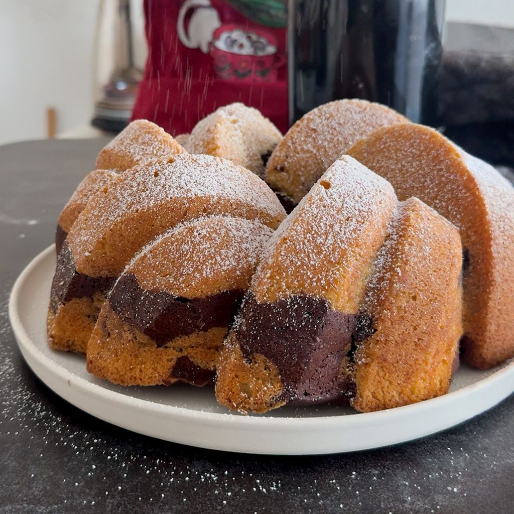 Braided Bundt Pan