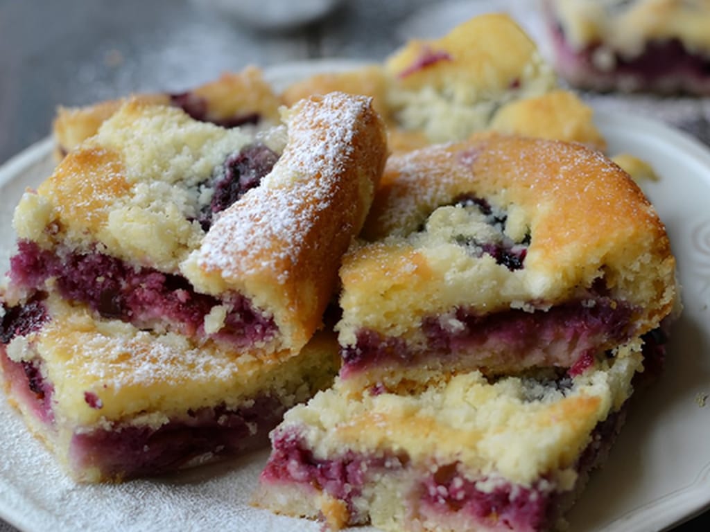 Plum Mug Cake