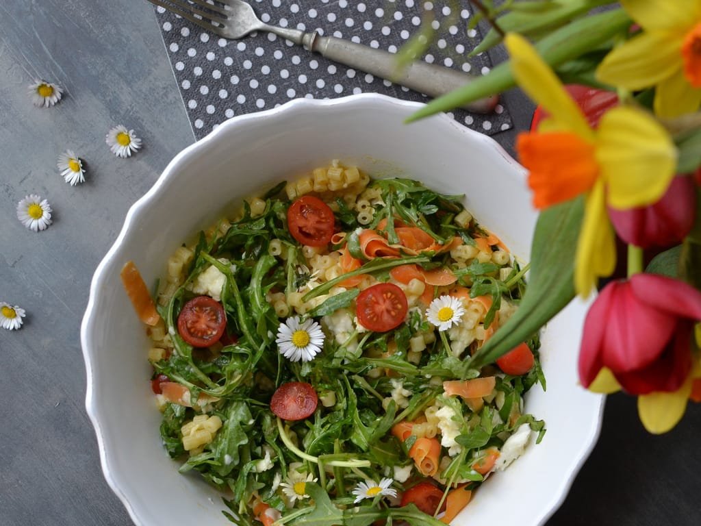 Daisy Salad with Buttered Carrots
