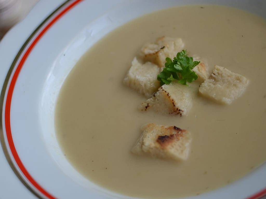 Creamy Garlic Soup – It'll Get You Back on Your Feet