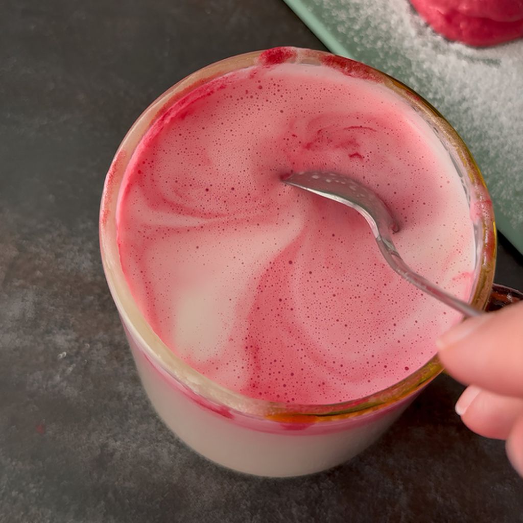 Homemade Cherry Marshmallows