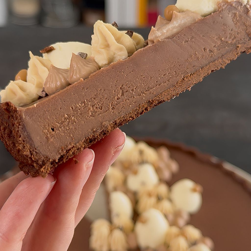 Valrhona Equatorial Milk Chocolate 35% (1kg)