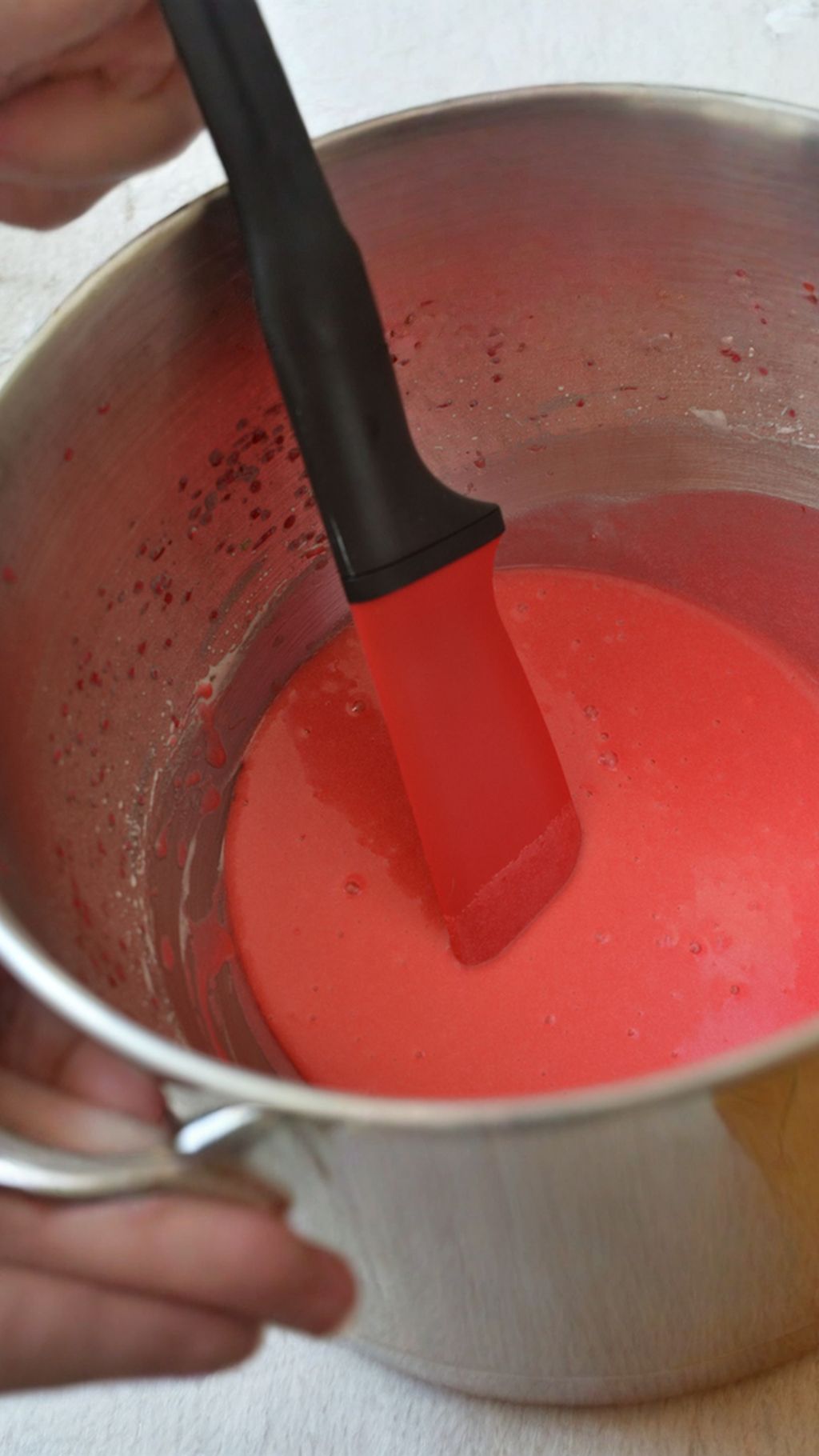 Pink food colouring