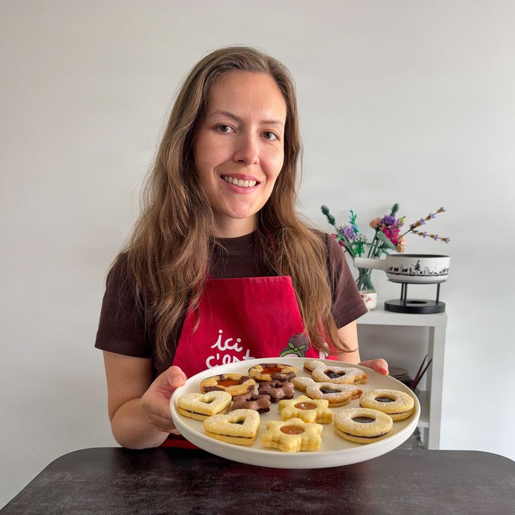 Linzer Cookies E-book: The Big Guide to the Dough
