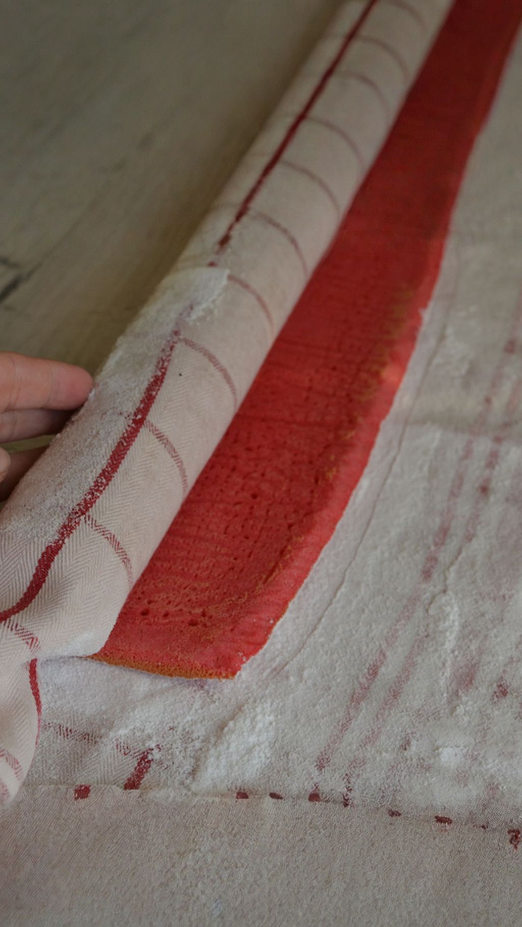 Roll up the sponge