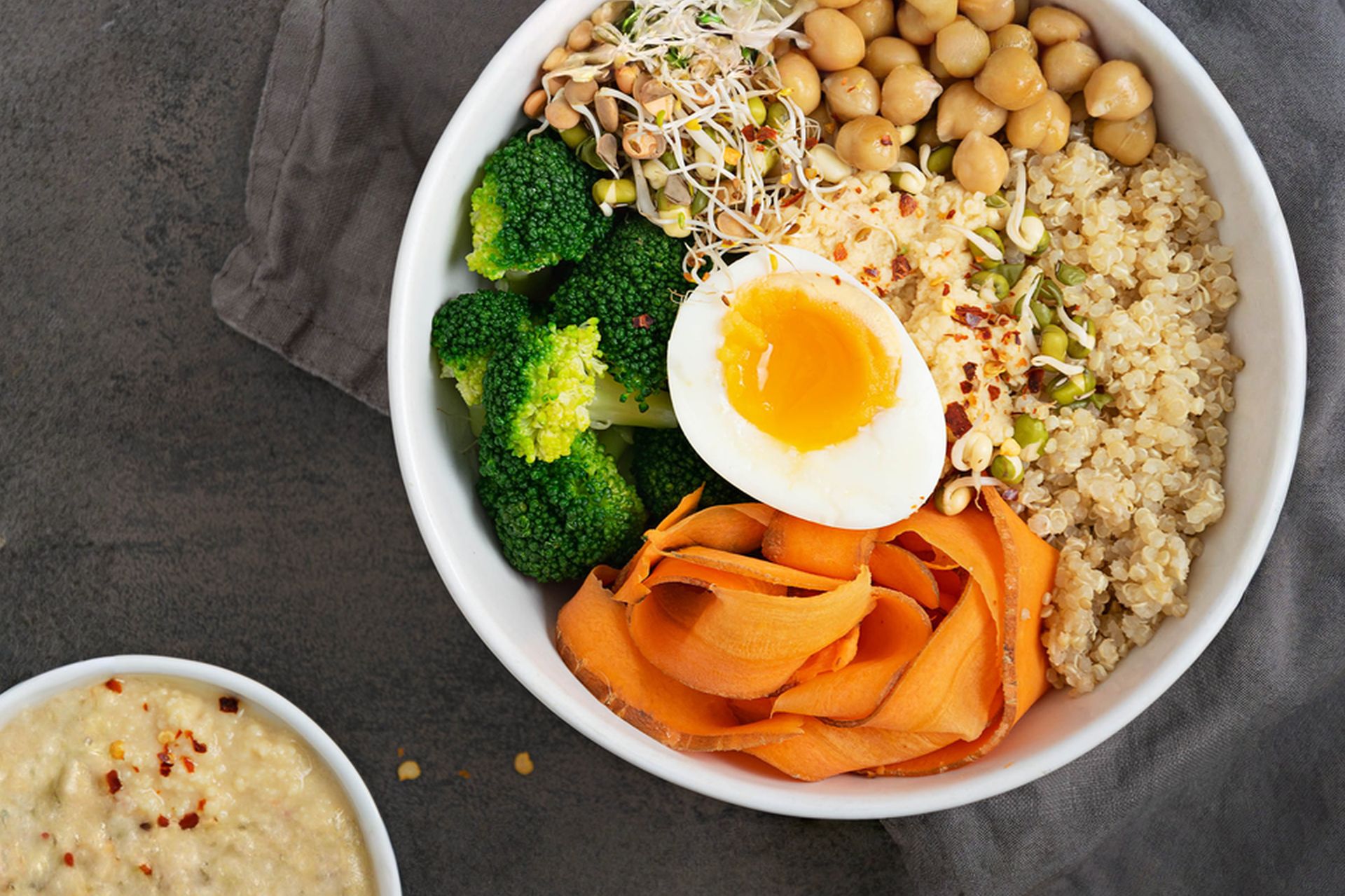 Zdravý Buddha Bowl s quinoou