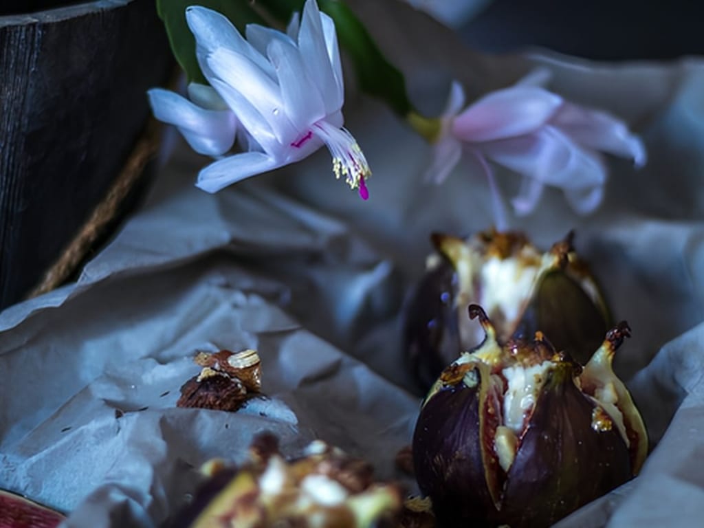 Baked Figs with Goat Cheese, Walnuts and Honey