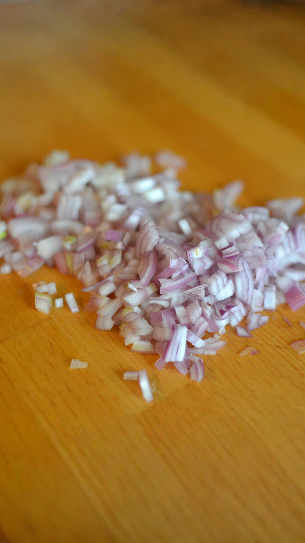 Finely chop the shallot