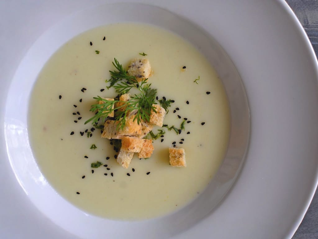 Creamy Cauliflower Soup with Coriander and Black Cumin