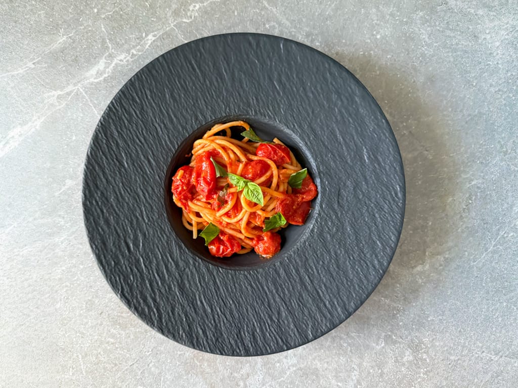 Spaghetti allo Scarpariello: A Quick Neapolitan Classic