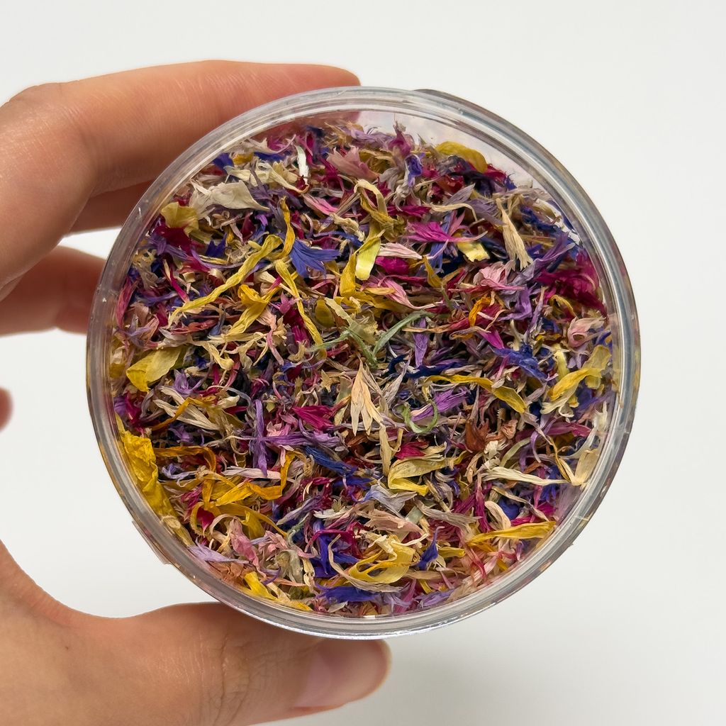 Dried Cornflower Petals – Classic Mix