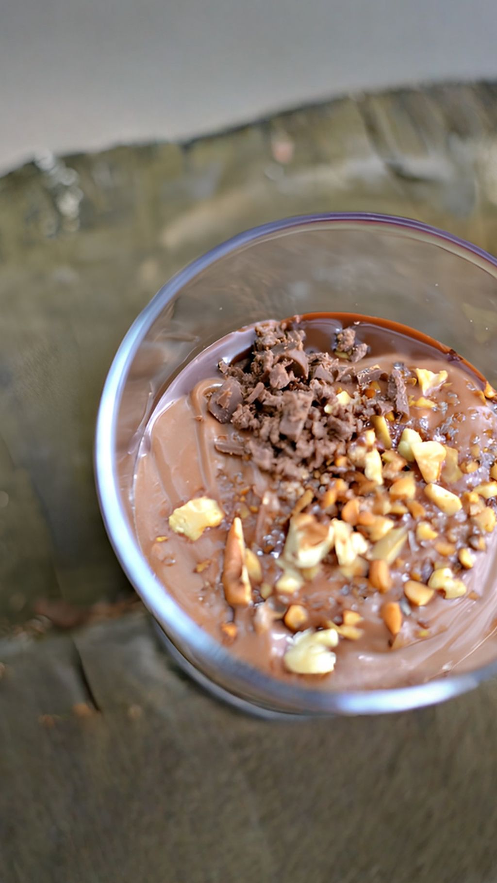 Top with nuts and chill