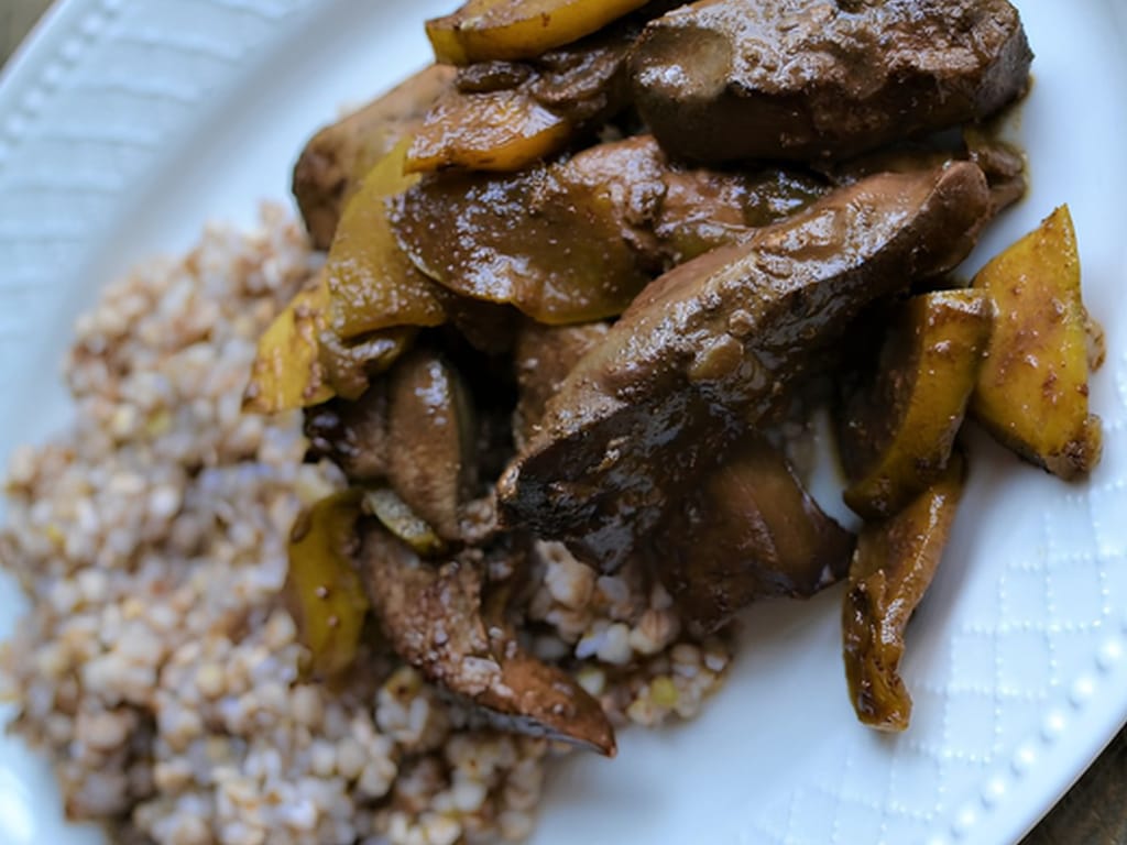 Braised Pork Liver with Juicy Apples