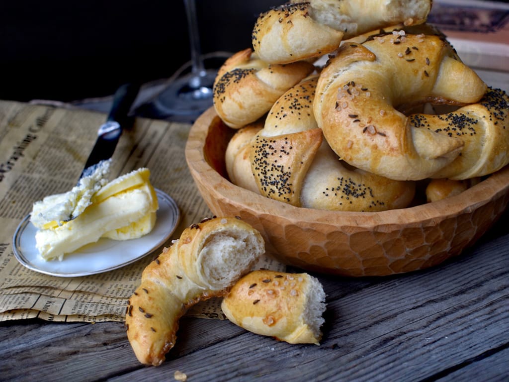Amazing & Easy Lard Rolls
