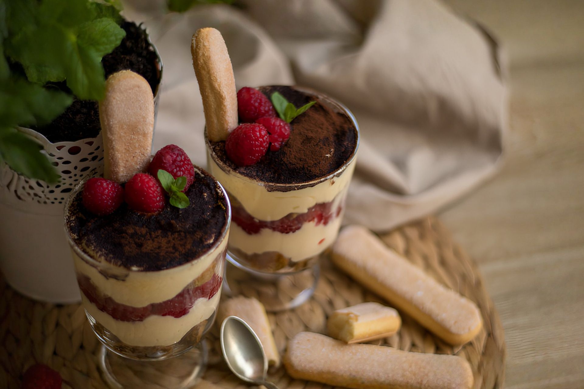 Malinové tiramisu bez pečení