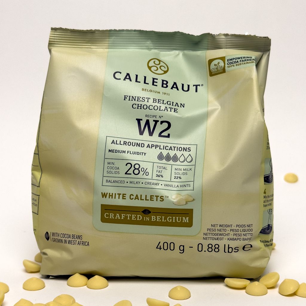 Bílá čokoláda v peckách Callebaut (W2) 400g