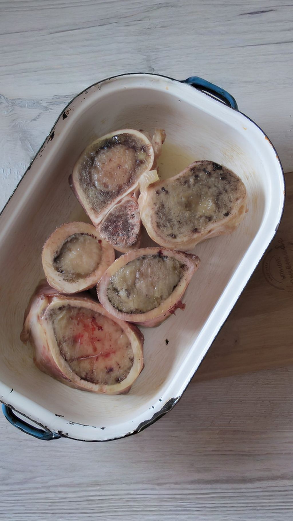 Pečte morkové kosti