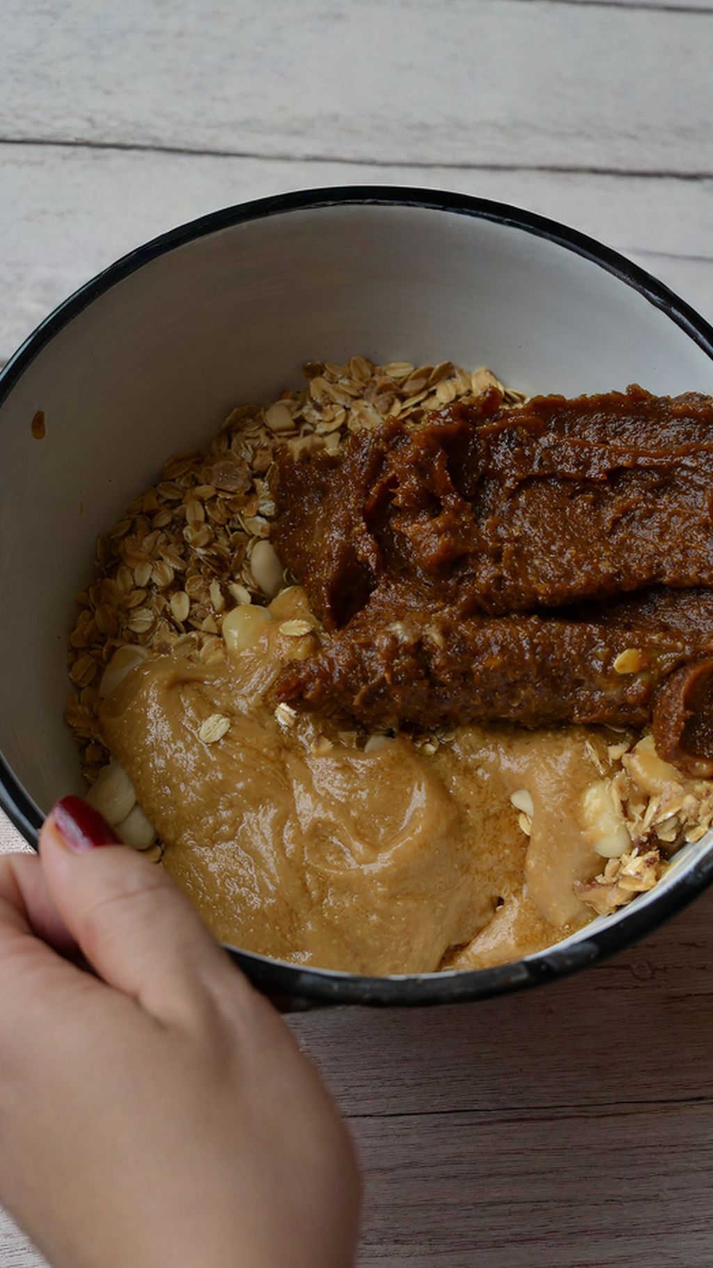 Add the butter and blend the dates