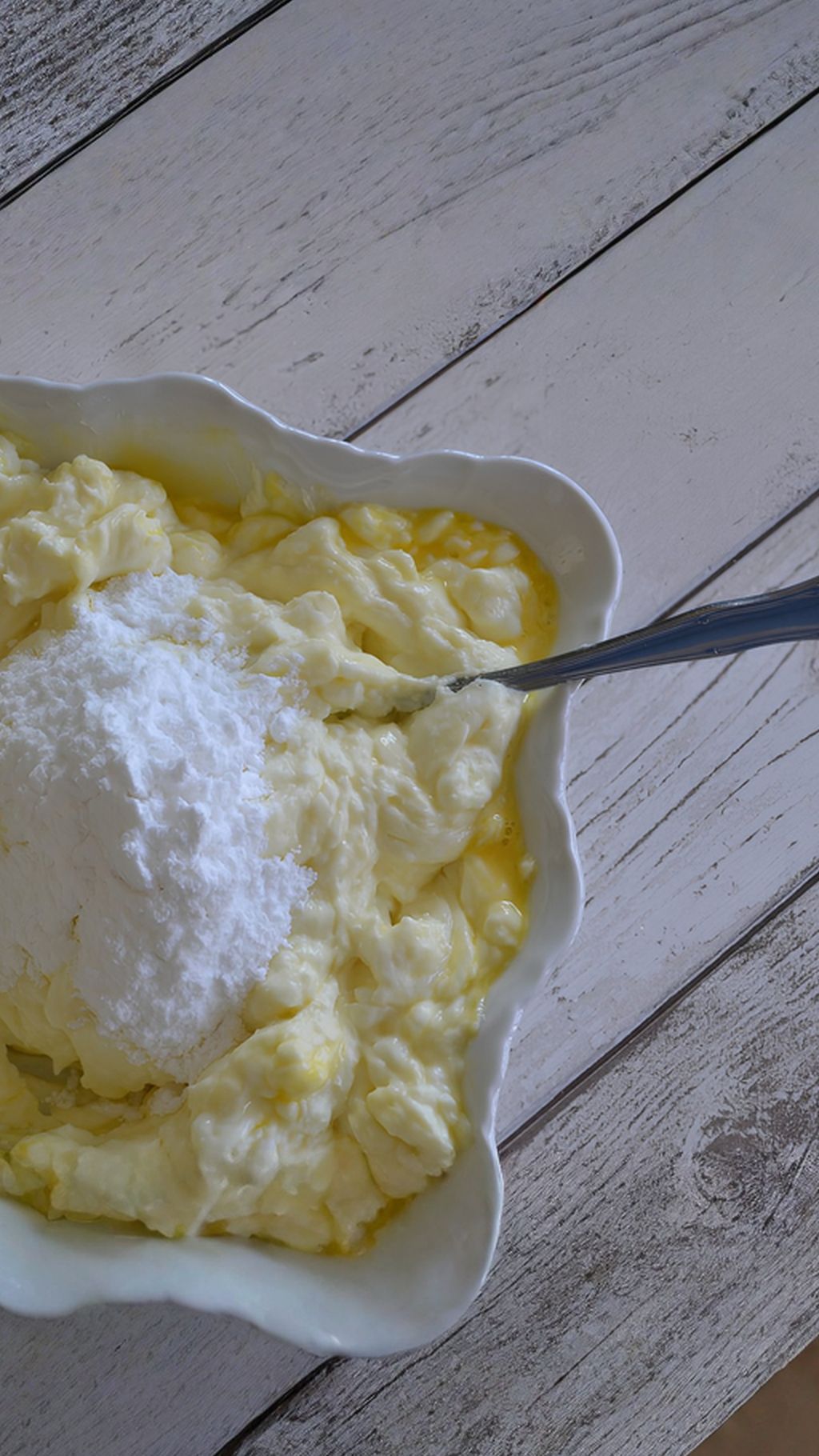 Curd cheese mixture