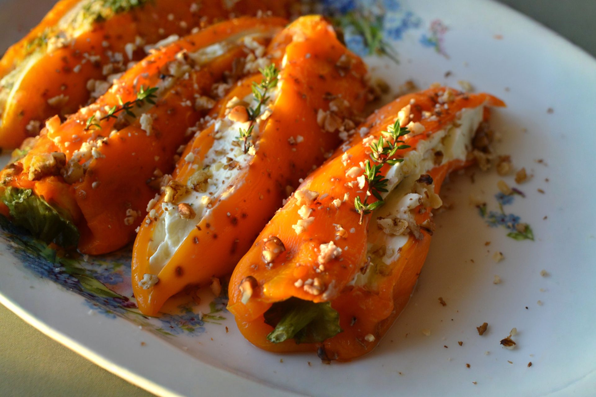 Pečené papriky se sýrem – lahodný recept