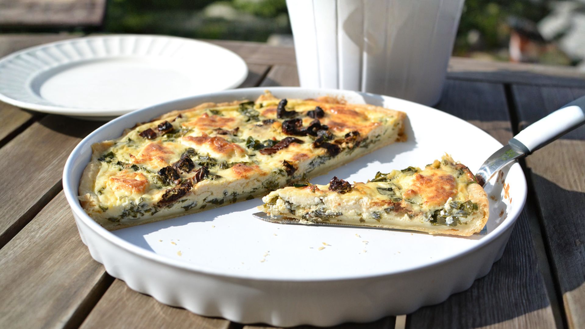 Nezapomenutelný quiche s medvědím česnekem a kozím sýrem