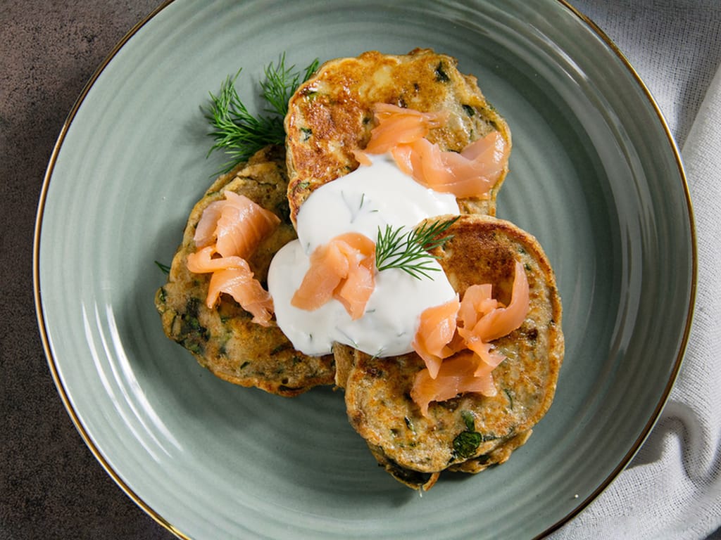 Spinach Pancakes with Yogurt Dip and Smoked Salmon