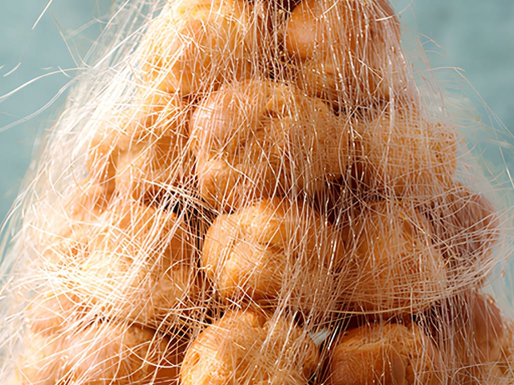Croquembouche