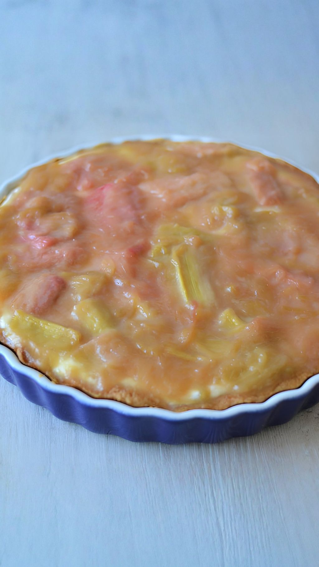 Spread with the curd cream and rhubarb