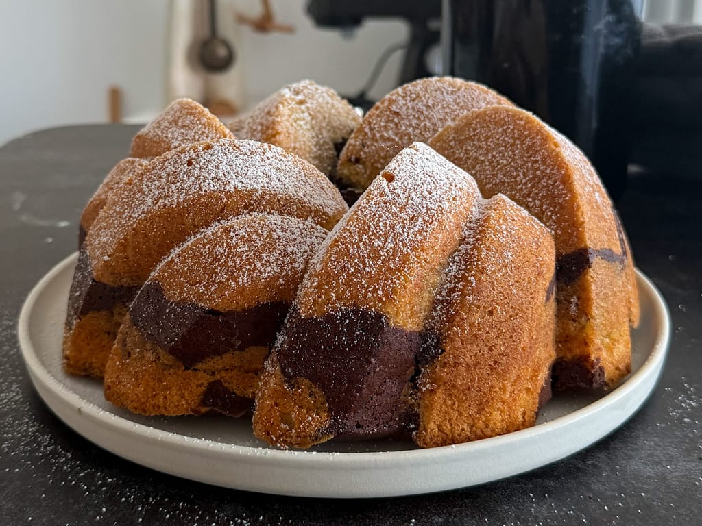 Mramorová bábovka s podmáslím a vanilkou
