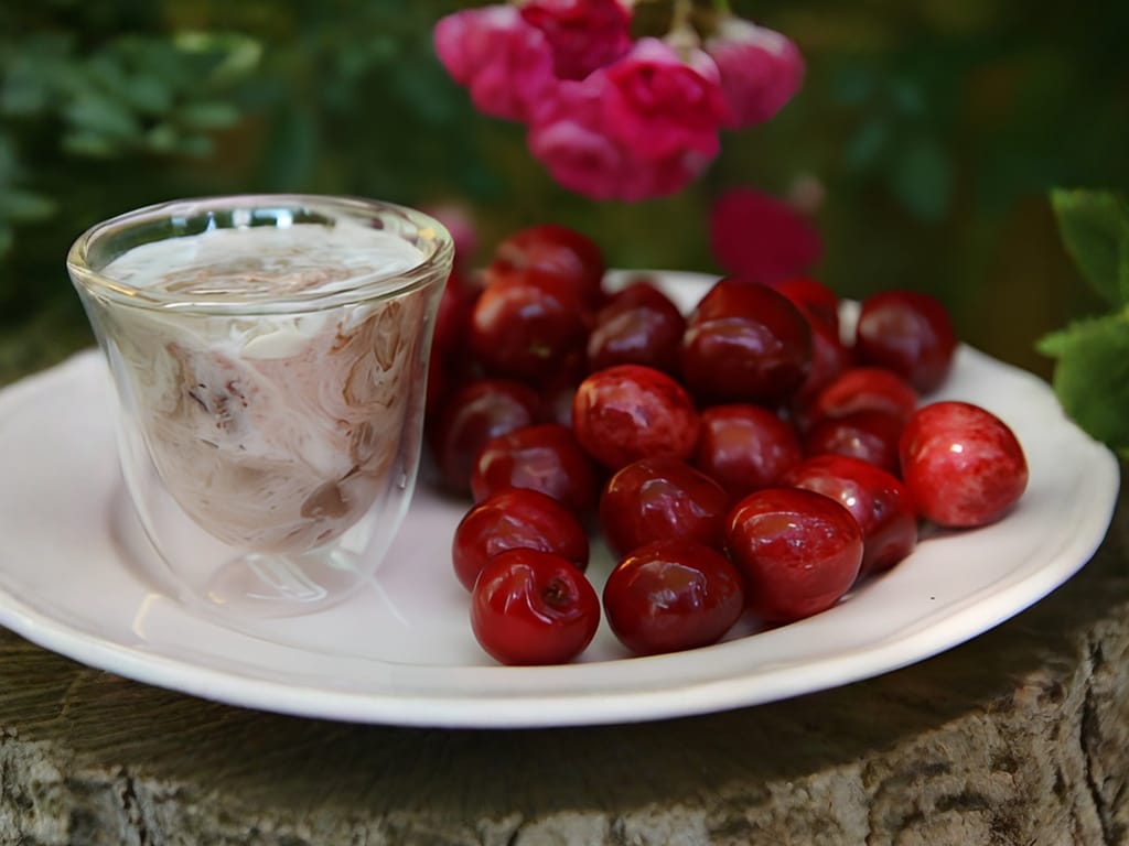 Cherry Ice Cream with Chocolate
