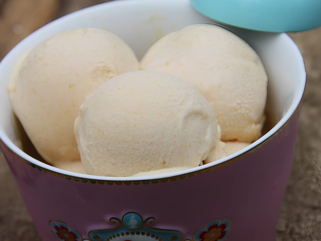Caramelized Peach Ice Cream