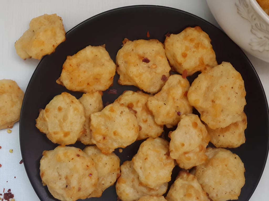 Cheddarové bochánky s chilli